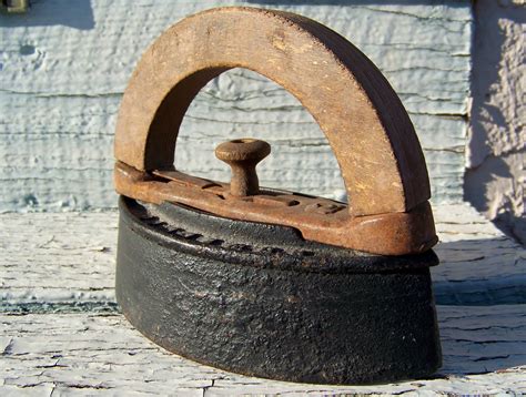 Antique Sad Iron 1830-1880