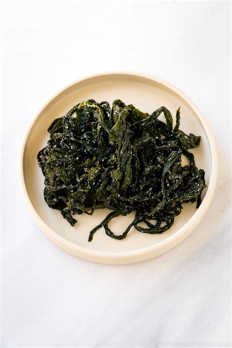 Wakame Seaweed • Just One Cookbook