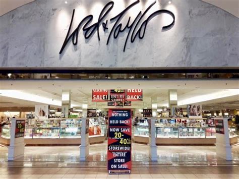 Lord & Taylor closing at Dulles Town Center shopping mall - The Burn