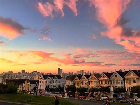 last weekend's sunset over the Painted Ladies :) : r/sanfrancisco