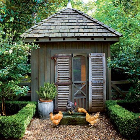 18 Amazing DIY Chicken Coops Designs That Are Seriously Over The Top - The ART in LIFE