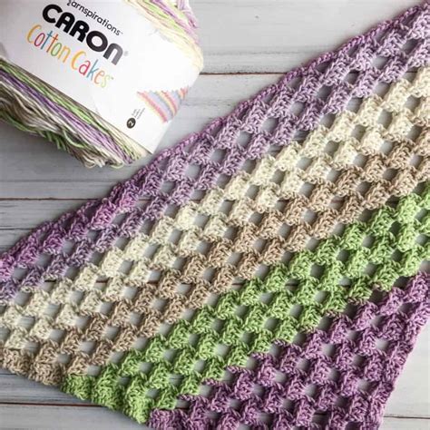 Crochet C2C Scarf free crochet pattern - Nana's Crafty Home