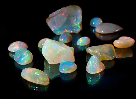 Composition,Of,Precious,Opal,Jewels.,Cuts,And,Rough,Material — Beauty ...