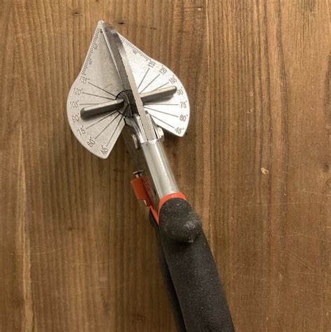 Everything You Need To Know About Using Mitre Shears