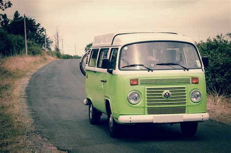 kampeerbusje huren - volkswagen hippie bus huren | Supertrips