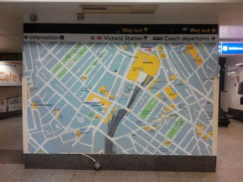 Legible London full wall map at Victoria Coach Station - 7 February ...