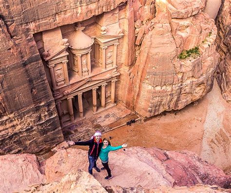 The Ultimate Guide to Lost City of Petra in Jordan - E&T Abroad