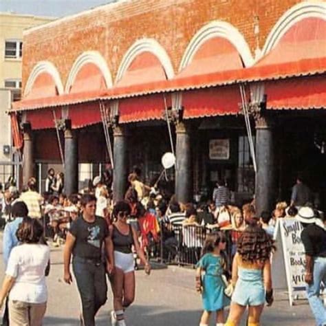 The Sidewalk Cafe – Venice Paparazzi | Venice Beach CA, Photo Agency, Community Info, News, Events