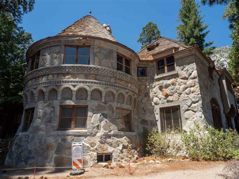 Why & How to Visit Vikingsholm Castle in Lake Tahoe