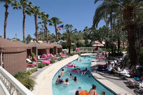 Family Fun at Mandalay Bay in Las Vegas - Akron Ohio Moms