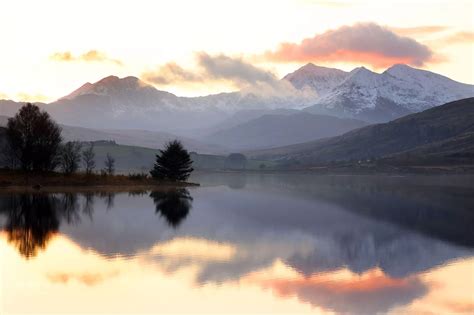 Stunning images of snow covered Snowdonia looking majestic in the ...