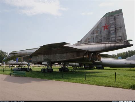 Sukhoi T-4 Sotka - Russia - Air Force | Aviation Photo #2064039 | Airliners.net