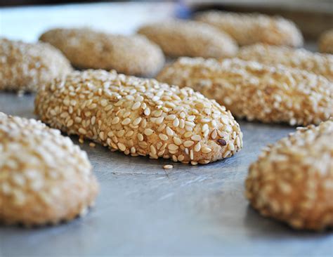 Biscotti Regina (Italian Sesame Biscotti) - Garlic Girl