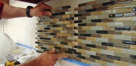 34 Stunning Glass Backsplash Kitchen Ideas | Glass tile backsplash ...