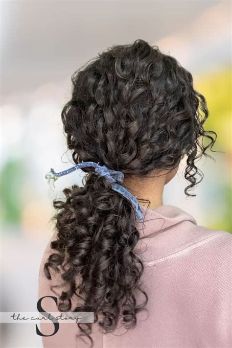 Textured Low Ponytail Hairstyle for Wavy Curly Hair • The Curl Story