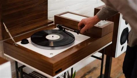 20 Best Turntable Accessories You probably didn’t know Exist | AOLRadioBlog