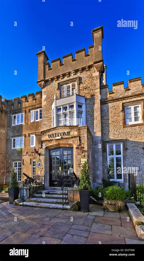 The Ryde Castle Hotel, in Ryde, Isle of Wight Stock Photo - Alamy