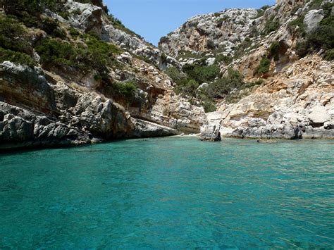 Half Day Private Speedboat Charter to Souda Bay in Crete - Grekaddict