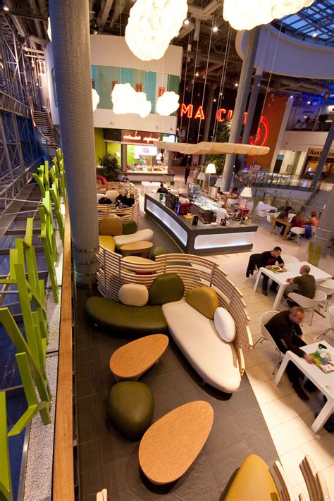 Foodcourt area in FORUM Shopping Centre | ZALEWSKI ARCHITECTURE GROUP ...