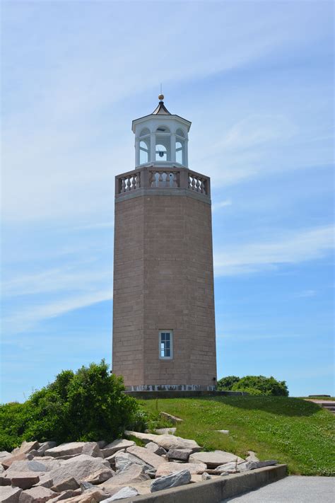 Avery Point Lighthouse, Connecticut (6/12/19) | Lighthouse pictures, Lighthouses photography ...