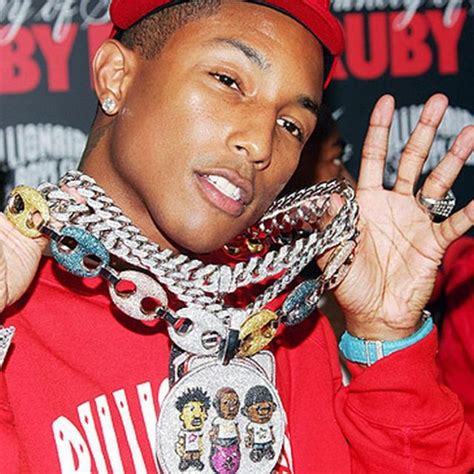 Most Ridiculous Chains of Rappers (22 pics) - Izismile.com