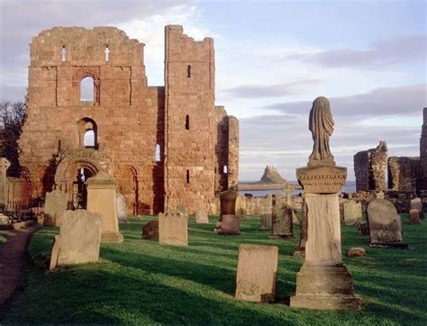 Lindisfarne Priory | English Heritage