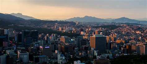 Sunset over Seoul | (2012.05.27) Climbing to Namsan/Seoul To… | Minyoung Choi | Flickr