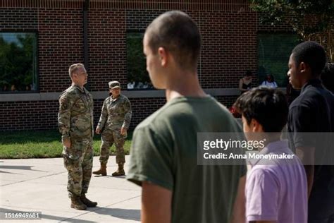 2,673 Military Oath Taking Ceremony Stock Photos, High-Res Pictures, and Images - Getty Images