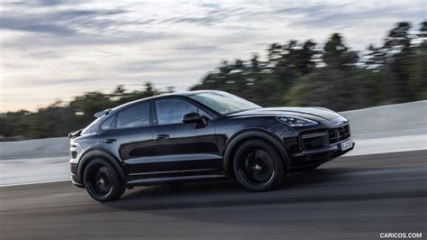 Porsche Cayenne Turbo GT | 2022MY (Color: Jet Black Metallic) | Side