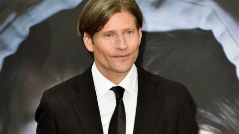 Crispin Glover Bio, Age, Net Worth, Wife, Movies, Young, 2022, Charlie ...