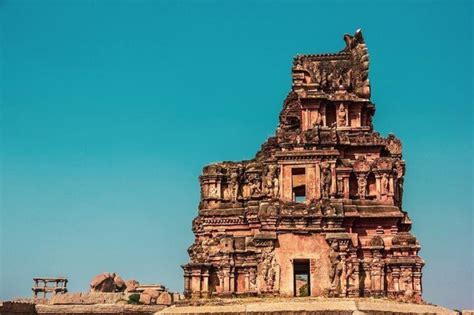 Discover best of Hampi (Guided Fullday Sightseeing Tour by Car from Hosapete)