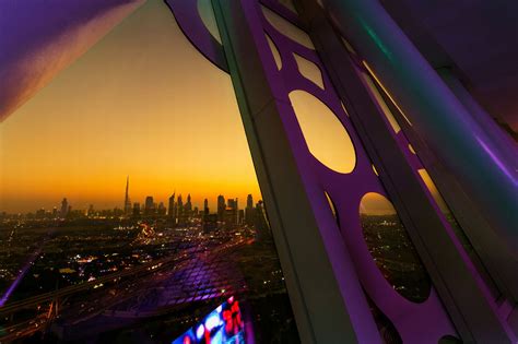 Dubai Frame offers picture-perfect views of the city's old and new ...