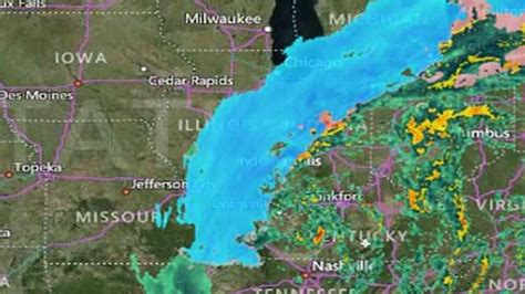 Powerful Midwest storm carrying 12-18 inches of snow