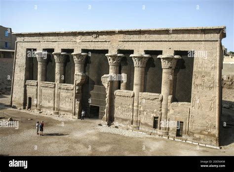 TEMPLE OF KHNUM, EGYPT Stock Photo - Alamy