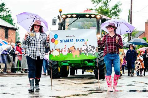 Wem Carnival brings crowds despite rain | Shropshire Star