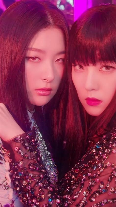 Red Velvet "Monster" Red Velvet Irene, Pink Velvet, Seulgi Photoshoot, Red Velvet Cheesecake ...