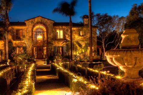 Luxury Mediterranean Mansion in California in Italian Style | Founterior