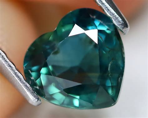 Green Sapphire Gemstone: Meanings, Properties, Value & Quality