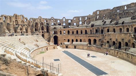 El Djem: Third Largest Amphitheater of the Roman Empire – The Vegan Travelers