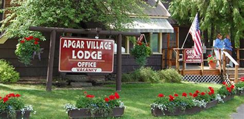 Apgar Village Lodge & Cabins | National Park Reservations