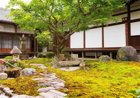 22 Ideas For Landscaping With Moss Rocks [Inspirational Picture List]