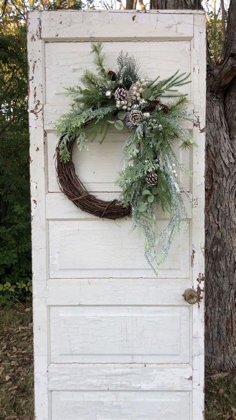 Luxury Silver Bells Wreath #woodhillswreaths | Christmas wreaths diy, Christmas wreaths, Xmas ...