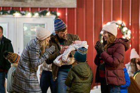 Laura Vandervoort And Benjamin Ayres In Miracle In Bethlehem, PA On Hallmark