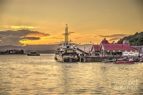 Oban Sunset Photograph by Rob Hawkins - Fine Art America