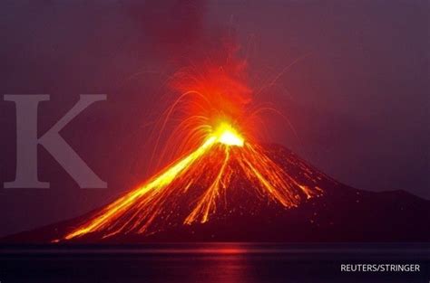 6 Gunung Berapi Paling Aktif di Indonesia, dari Anak Krakatau hingga Merapi