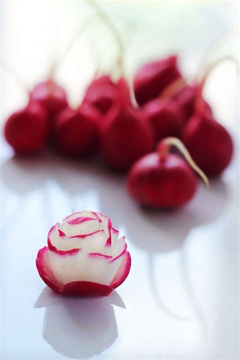 Pin by 🌺Trudi’s Place🌺 on Delicious Red | Food carving, Food, Food ...