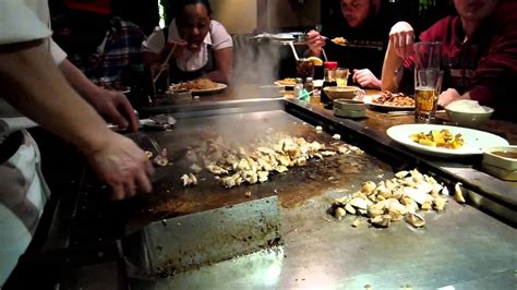 Hibachi Chef Skills, Tricks and Dinner (Part 3) - YouTube