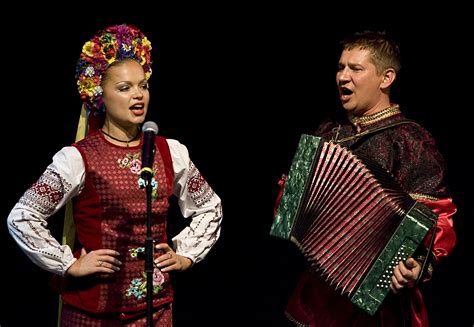 Russian Cossack dance, song, music Duo Mikhail Smirnov and Valentina Kvasova from Brooklyn, New York