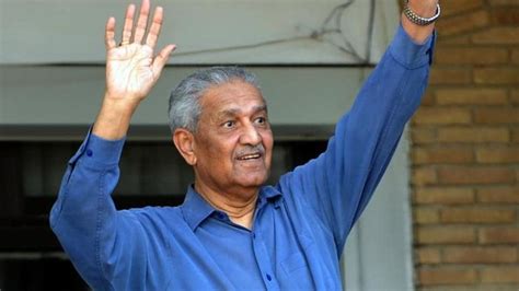 AQ Khan, father of Pakistan's nuclear weapons programme, dies | World News - Hindustan Times