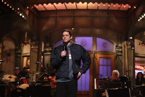 Pete Davidson Delivered a Poignant Return for 'SNL' | The Mary Sue